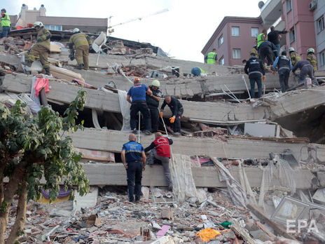 У Греції внаслідок землетрусу загинуло двоє підлітків. Кількість жертв у Туреччині зросла