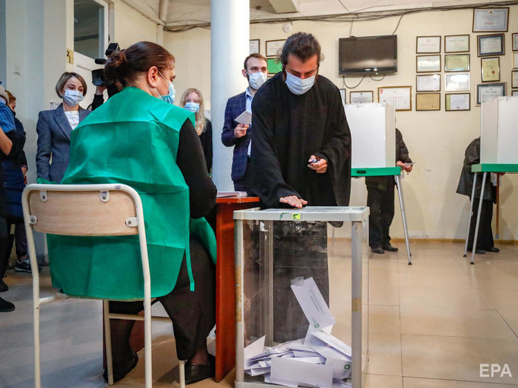 Парламентські вибори у Грузії. Партія Саакашвілі перемагає на виборах у Тбілісі – екзитпол Ipsos