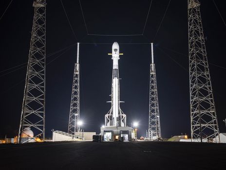 SpaceX выведет на орбиту военный спутник США