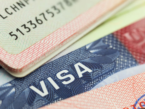 В Україні змінилася процедура видання електронних віз – вони стали дешевшими