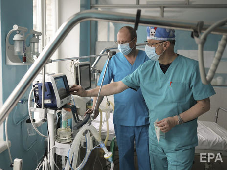 Больницы Ужгорода переполнены, тяжелобольных COVID-19 везут в районы области – Закарпатская ОГА