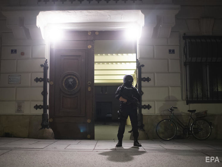 Число жертв теракта в Вене увеличилось до четырех 