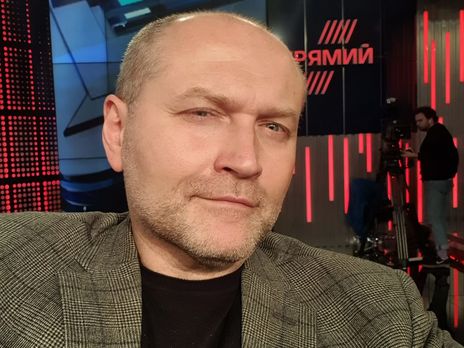 Президент Украины в личном аккаунте отвечает какому-то мудаку из запоребрика. Зеленский так и остался актером 