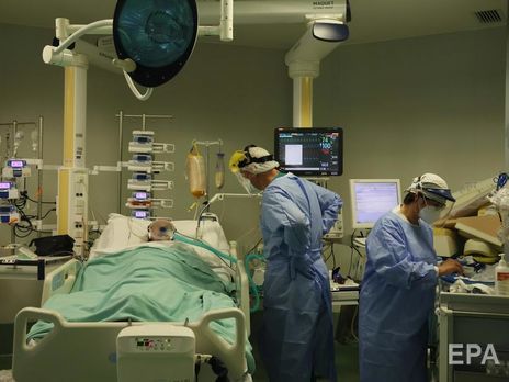 У Росії зафіксували відразу два нові рекорди – за кількістю хворих і померлих від COVID-19 протягом доби