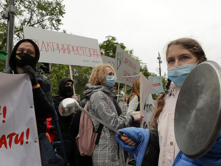 "Сферу изнасиловали вдоль и поперек". Рестораторы выйдут на всеукраинскую акцию протеста против карантина