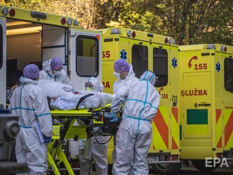 В Чехии 8 ноября выявили наименьшее суточное количество новых случаев COVID-19 за четыре недели