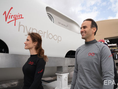 Hyperloop здійснив першу поїздку з пасажирами