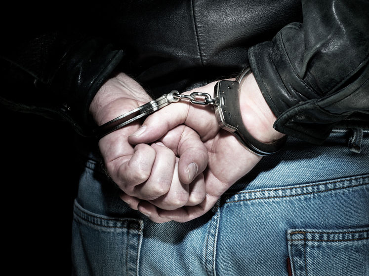 Суд в Херсоне арестовал подозреваемого в госизмене экс-сотрудника МВД Украины из Крыма