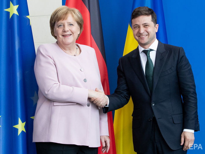 Зеленський і Меркель обговорили ситуацію на Донбасі