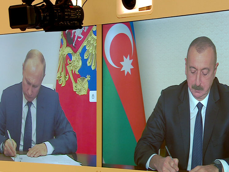 Азербайджан обнародовал запись разговора, где Алиев говорит Путину о турецких миротворцах в Карабахе. В Кремле это отрицали