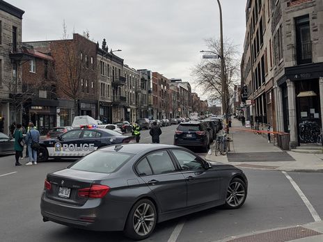 СМИ сообщили, что в Канаде несколько десятков человек взяты в заложники. По информации полиции, угрозы нет