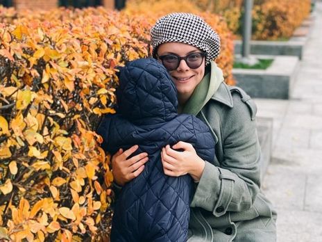  Отдельная комната и никаких укачиваний. Жена Петросяна рассказала, как укладывает девятимесячного сына спать