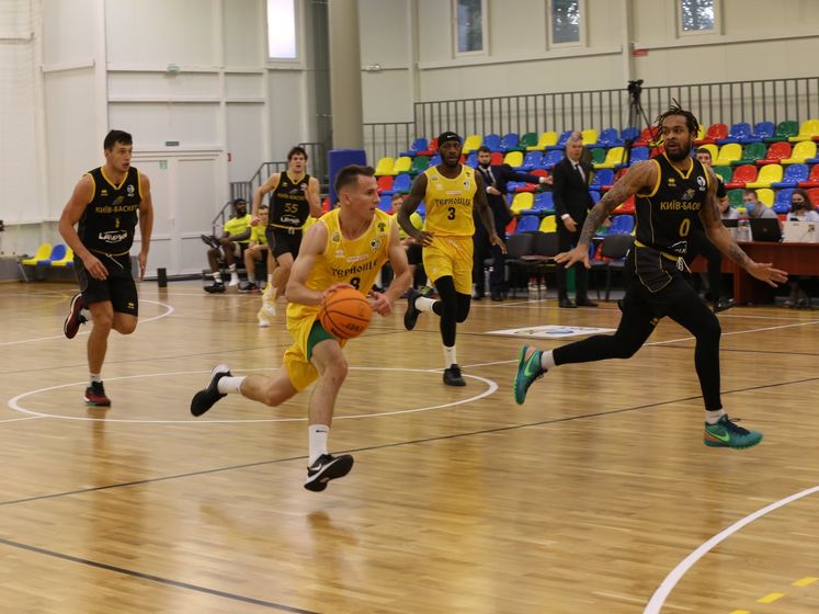 Весь состав баскетбольного клуба "Тернополь" заболел COVID-19