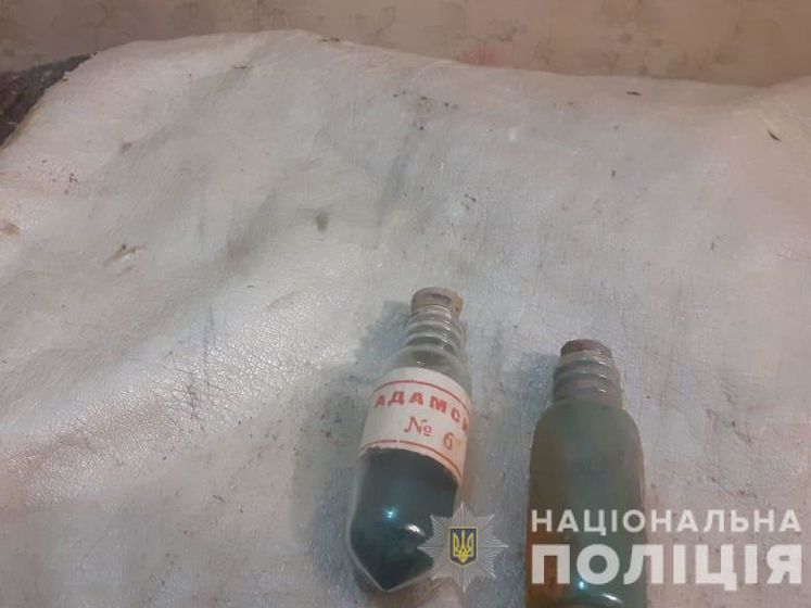 Колби з бойовою отруйною речовиною, які знайшли у школі в Харкові, виявилися муляжем – ДСНС