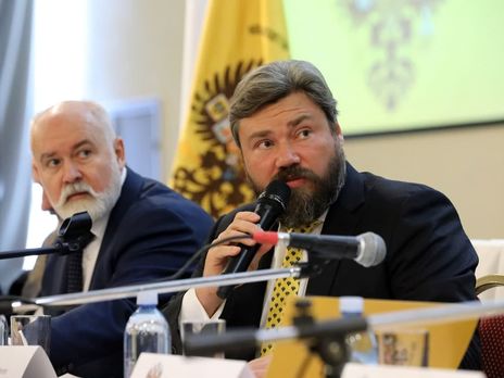 За словами Малофєєва (праворуч), кандидатам, викритим у русофобії, завадять потрапити до Держдуми