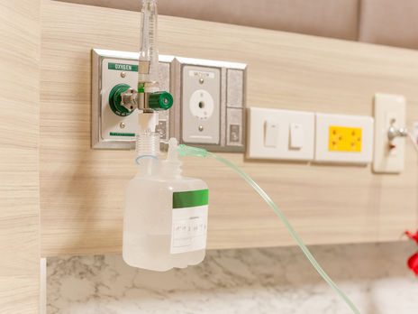 Глава МОЗ України заявив, що в країні заповнено 52% ліжок для хворих на COVID-19