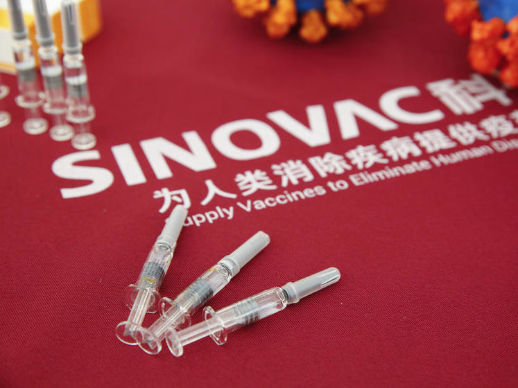 Туреччина безкоштовно робитиме щеплення своїм громадянам китайською вакциною проти COVID-19