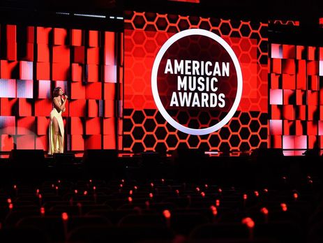 Названы победители музыкальной премии American Music Awards 2020