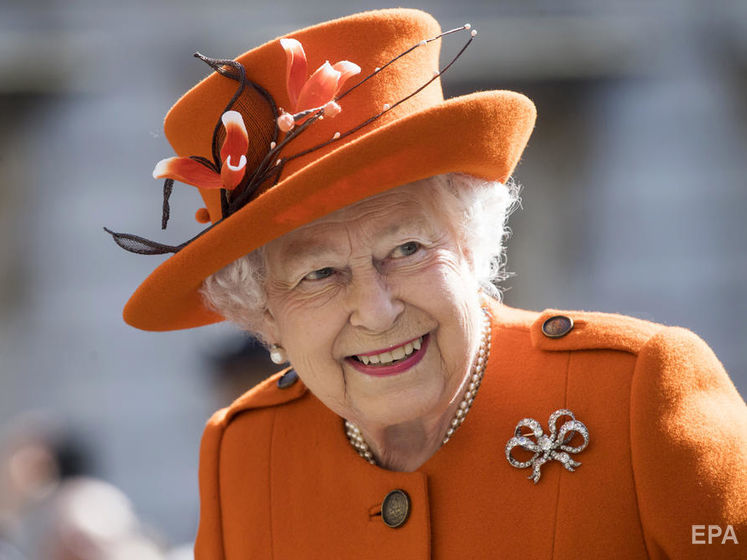Королева Великобританії випустила власну марку джину