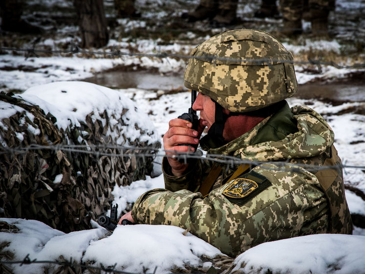 37% українців вважають, що без відповіді на обстріл із боку бойовиків втрати в лавах сил ООС на Донбасі лише зростуть – опитування