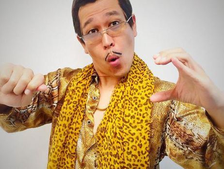 Хит YouTube: ролик японского диджея PPAP Pen Pineapple Apple Pen набрал почти 45 млн просмотров. Видео