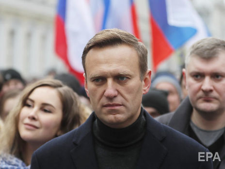 Соратники російського опозиціонера заявляли, що знайшли пляшку зі слідами "Новачка" в готельному номері Навального в Томську