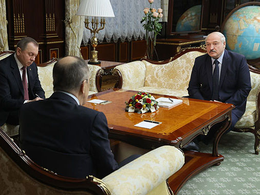 Лукашенко: Білорусі нікуди не дітися від дуже тісних і дружніх відносин із Росією