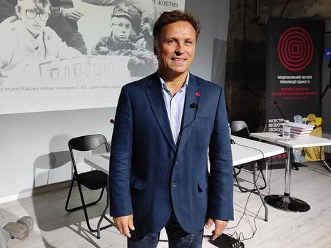 Директора музея Революции достоинства вызвали на допрос