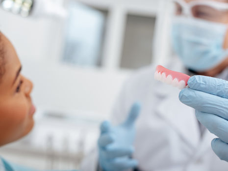 В США сообщают о выпадении зубов после COVID-19