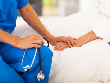 Смерть пациентов на ИВЛ из-за отключения света в больнице. В ОП пообещали сделать 