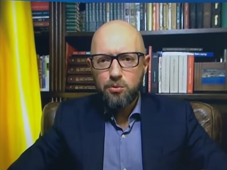 Яценюк призвал украинскую власть показать "хотя бы перепелиные яйца". Видео