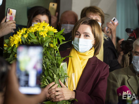 Санду виступила за дострокові парламентські вибори у Молдові