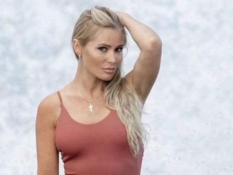 Борисова сделала татуаж ареолы сосков и показала результат на видео