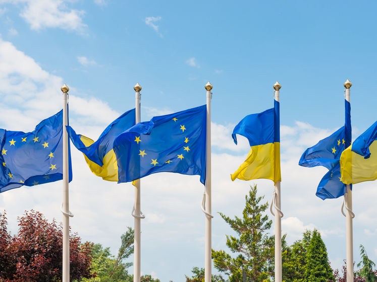 Угрозы из-за решений КСУ, прогресс в развитии цифровых технологий. ЕС обнародовал отчет по выполнению Украиной Соглашения об ассоциации