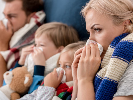 Минздрав рассказал, сколько украинцев заболели гриппом и ОРВИ за неделю