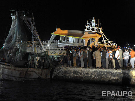 22 мигранта найдены мертвыми на борту перегруженного судна в Средиземном море