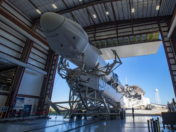 SpaceX запустила грузовой корабль Cargo Dragon