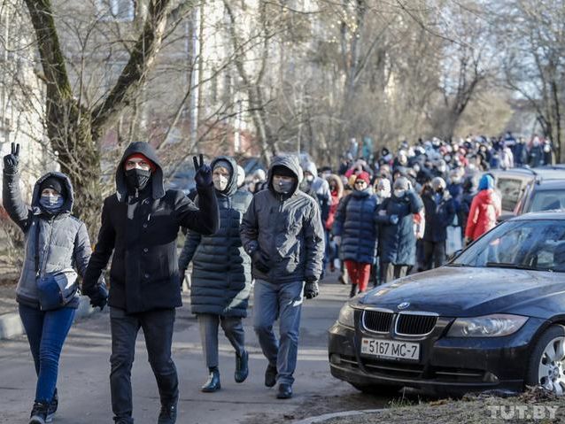 Сьогодні в Мінську під час протестів затримали понад 300 осіб