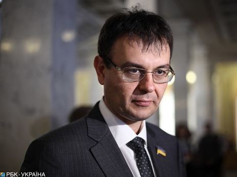 Тариф на электроэнергию для населения должен быть рыночным, а малообеспеченные должны получать субсидии – Гетманцев