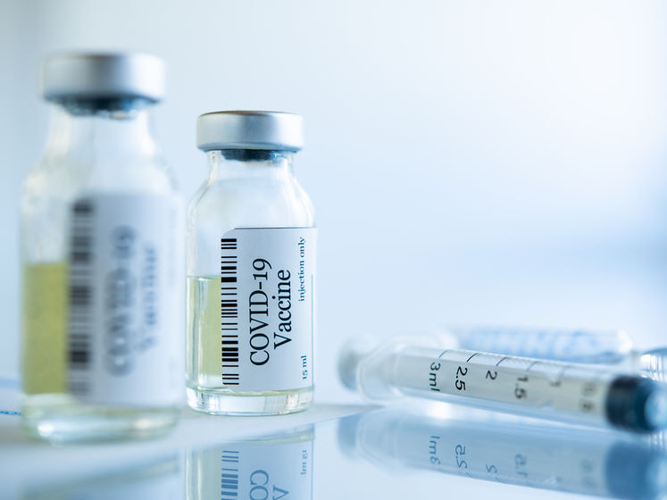Первую партию вакцин от COVID-19 Украина может получить уже в январе – Минздрав