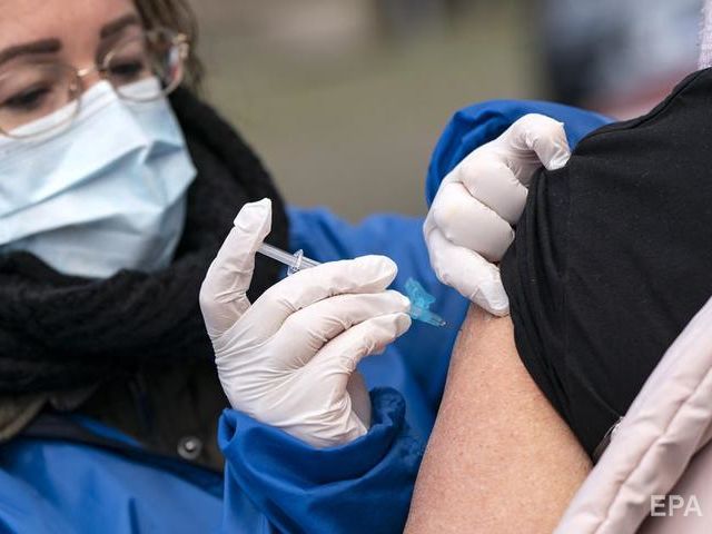 У ВООЗ не вважають, що вакцинація проти коронавірусу має бути обов'язковою