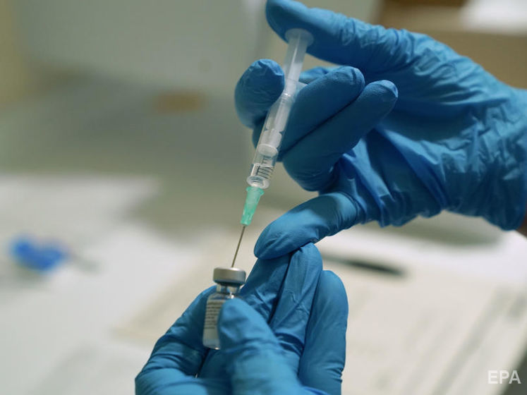 В США во время испытаний вакцины от Pfizer умерло шесть человек, четверо из них принимали плацебо