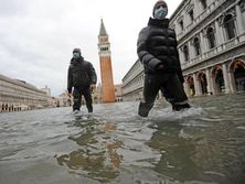 Система защиты не спасла Венецию от затопления. Фоторепортаж