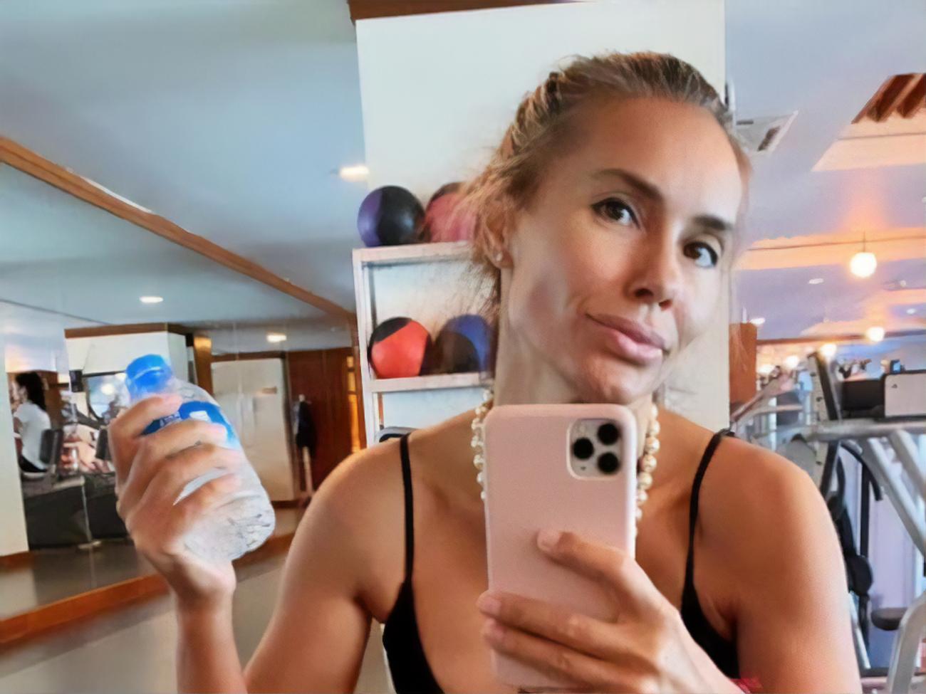 Жалаңаш қыздардың жалаңаш суреттері