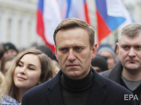 Расследование об отравлении Навального набрало более 9 млн просмотров в YouTube. Официальные российские СМИ его проигнорировали