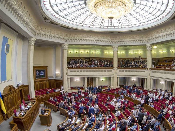 Верховная Рада сегодня рассмотрит вопрос об отставке одного из министров – Разумков
