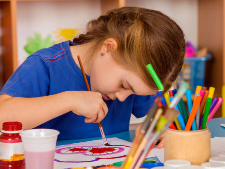 У 70% детей в детдомах Украины задержка развития из-за отсутствия надлежащего ухода – исследование