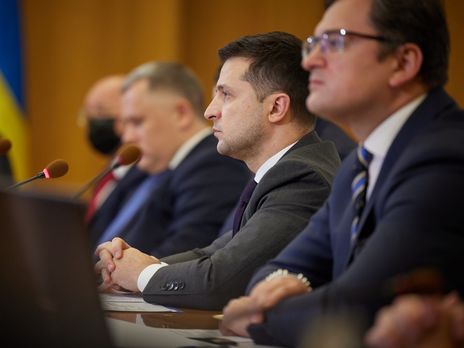 В Украине вопросом закупки вакцины от COVID-19 занимаются в том числе спецслужбы – Зеленский