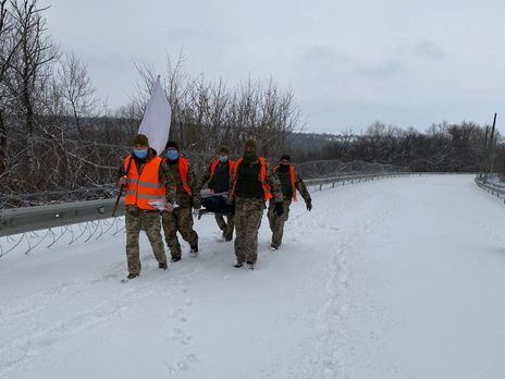 Украине выдали тело военного, который попал на подконтрольную боевикам территорию три дня назад