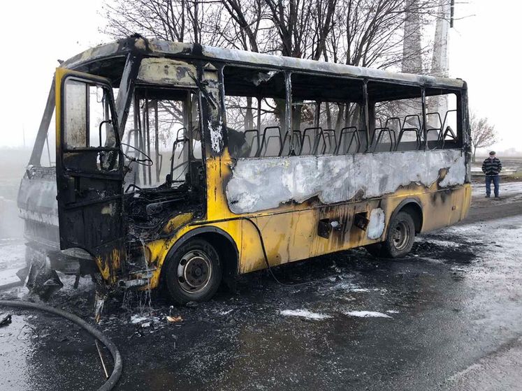 У Дніпропетровській області під час руху загорівся автобус із пасажирами